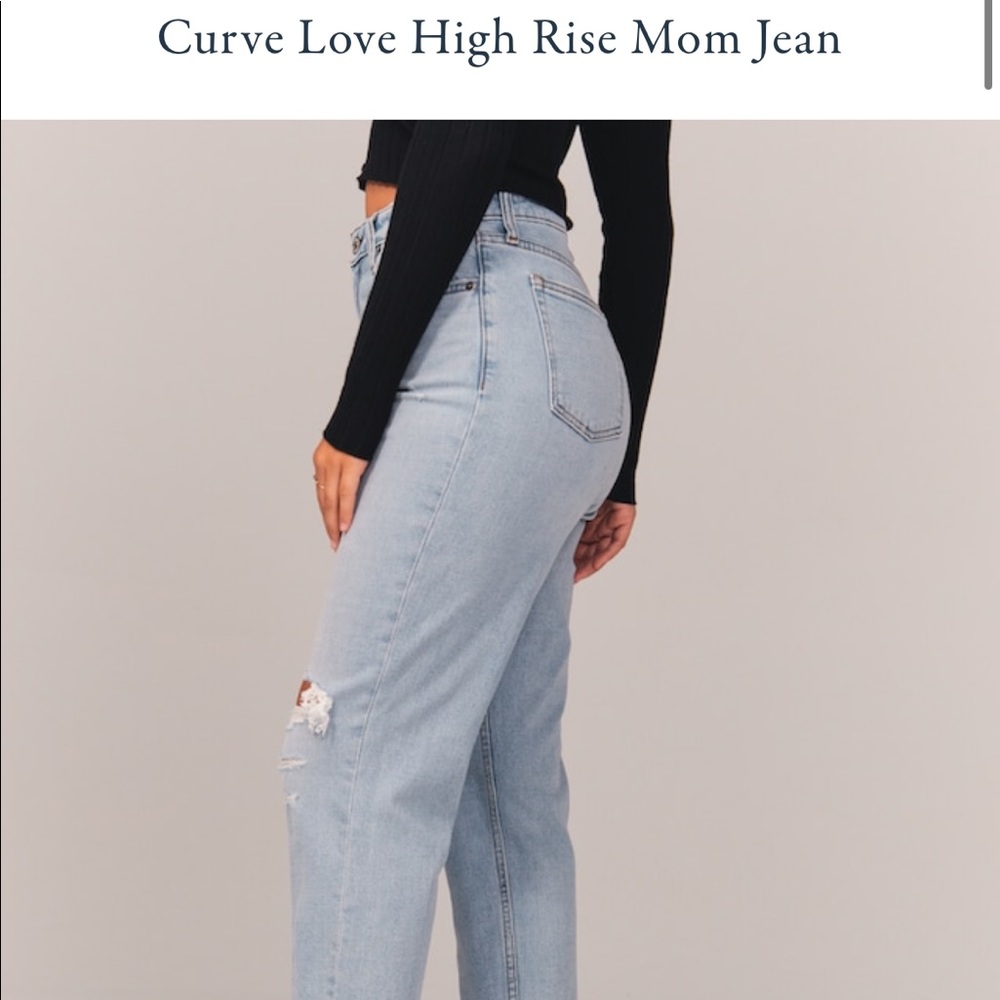 NWT abercrombie “Mom High Rise” curve love jeans